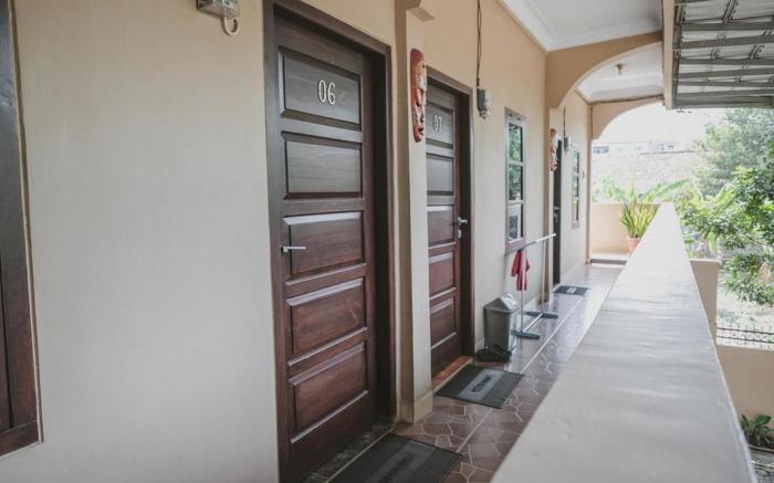 RedDoorz Syariah near Jamtos Jambi 2