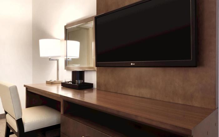 Embassy Suites By Hilton Milwaukee Brookfield