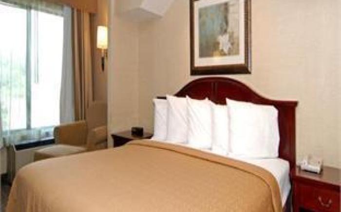 Quality Inn & Suites Bensalem