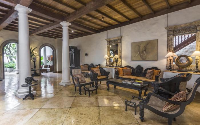 Thambili House by Edwards Collection