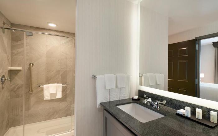 Embassy Suites Charlotte Ayrsley