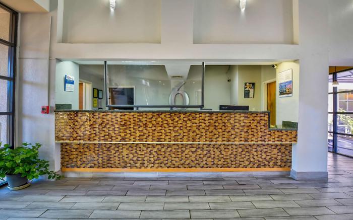 Motel 6 Birmingham, AL - Medical Center