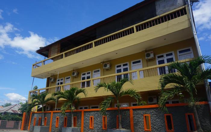 Orange Hotel