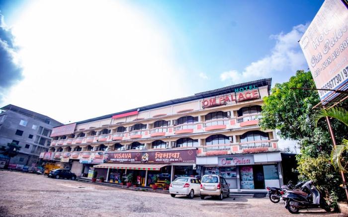 Om Palace