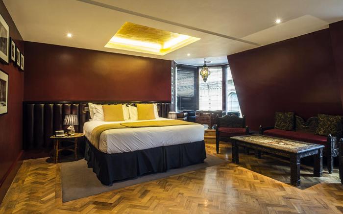 Le Monde Hotel