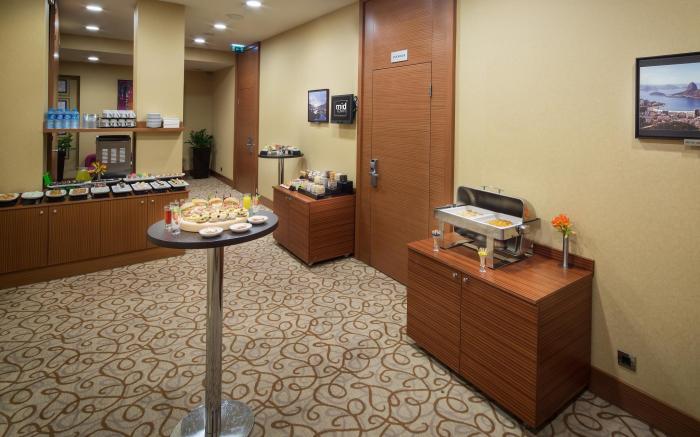 Midtown Hotel