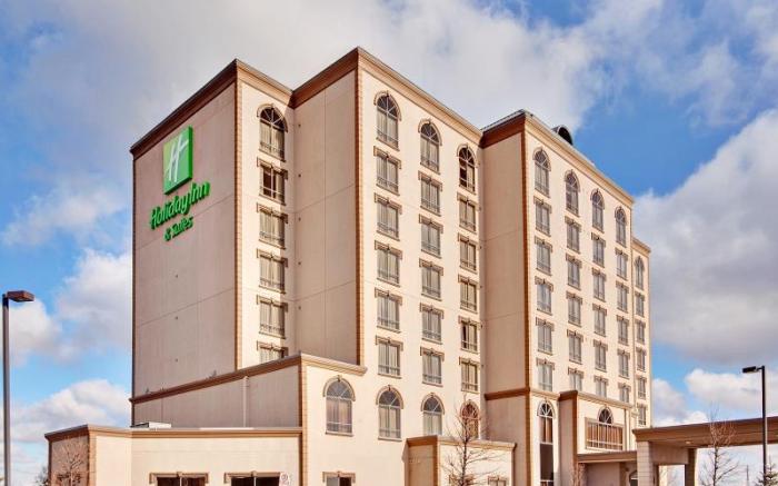 Holiday Inn & Suites Mississauga West / Meadowvale By IHG