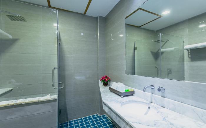 Thanthip Beach Resort