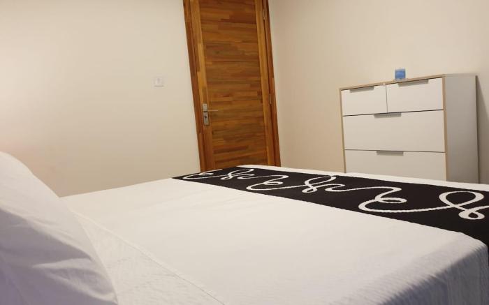 WESTWOOD APPARTMENT PENTHOUSE WITH PRIVATE ROOFTOP