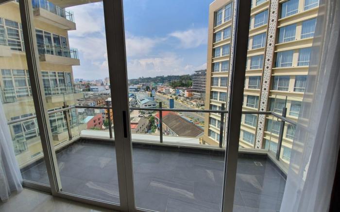 Private Apartment Pelita 3 Bedroom Floor 9