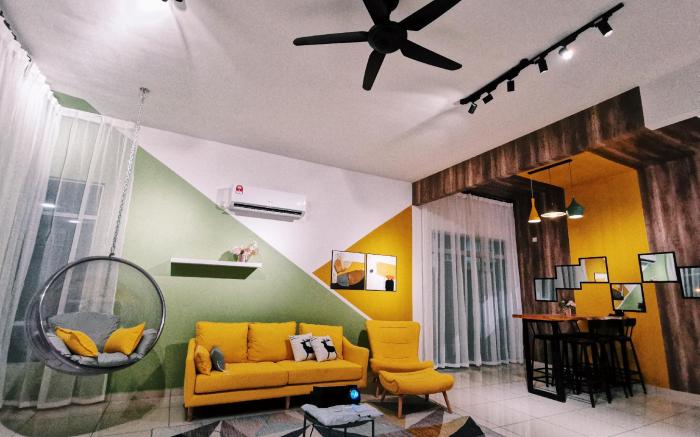 Banana House near JB city center CIQ EDL legoland