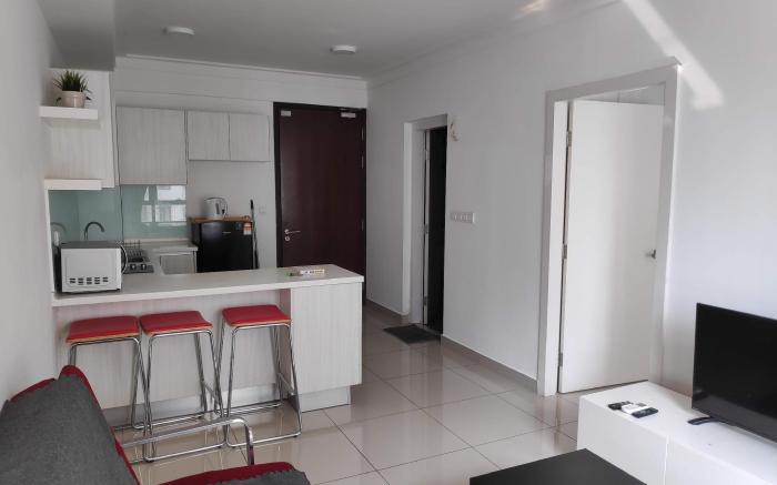 Anuar Homestay @ Solstice Service Apartment