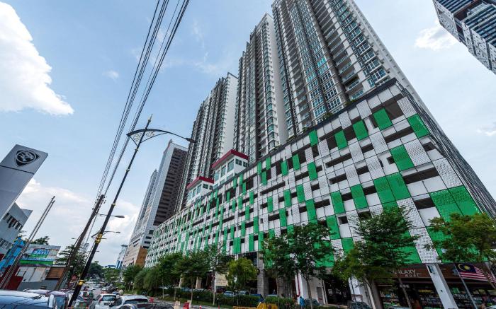 Twin Galaxy 1BR Near KSL/CIQ