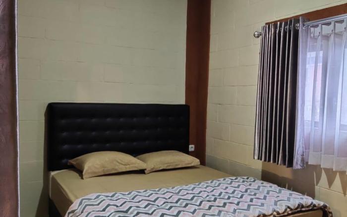 Bening Homestay bersih murah 4 kamar 3 kamar mandi