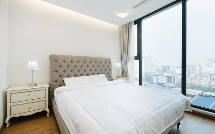 Vinhomes Metropolis/ 2Bedrooms/ LakeView/ Hanoi