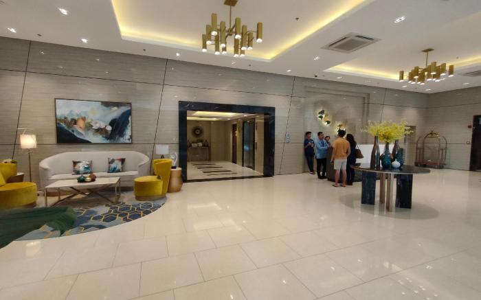 NEW Condo in Mactan Newtown w Pool, Balcony, Wifi