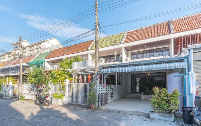Moo Deng house/St.food/Primevideo&Disney+/Tv55"