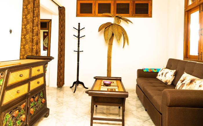 Baan Pumichai Renthouse red apartment