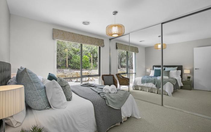 Contemporary Coastal Retreat