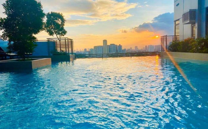 The Sentinel Residences Suites Condo unit For RENT