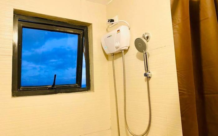 Family/Barkada Home For RENT @Quezon City, CUBAO