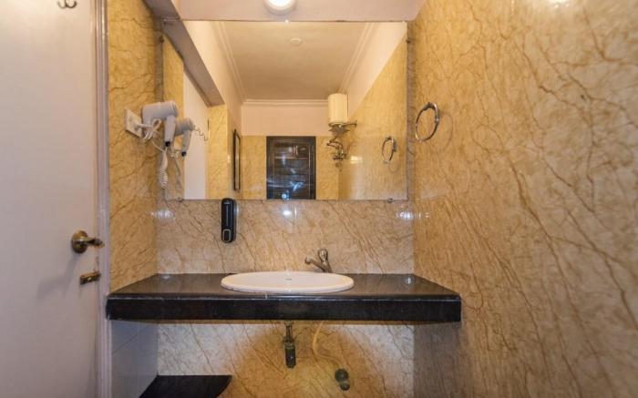 Eminent Bunglow near Goregaon Exhibition center