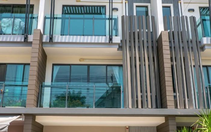 Townhome/Rama2/3BR Lux Cozy Home/8 Sleeps/Parkings