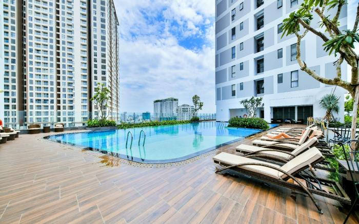 MODERN CITY APART-FREE Pool,Gym&5Min To EveryWhere