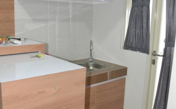 Green Lake View Apartement Ciputat by Owner