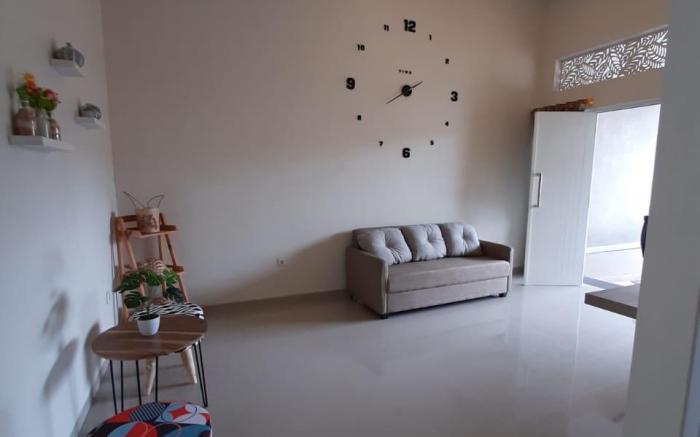 Ndalem PR3 Kulon Guest House Yogyakarta