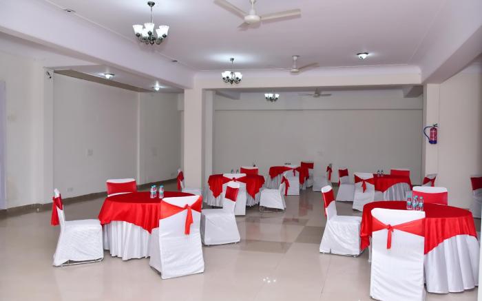 NOOK INN & SUITES - Place to Stay, Relax and Party