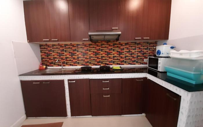 Boonnada Pool Villa Huahin ( 3BR, 1European Kit.)