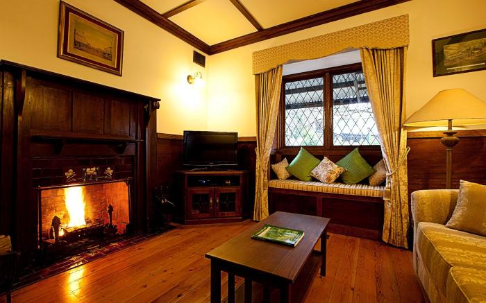 A Cottage with a View at Tudor Ridge