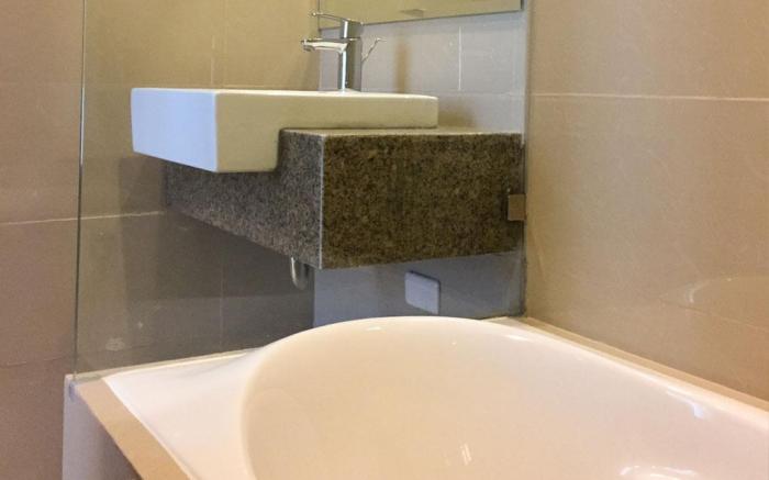 8 Newtown Blvd Condo Near Airport