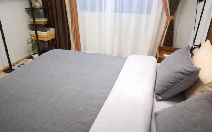Two king size bedroom suites near the East Gate