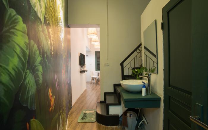 4 BR - Tropical House in French Quarter