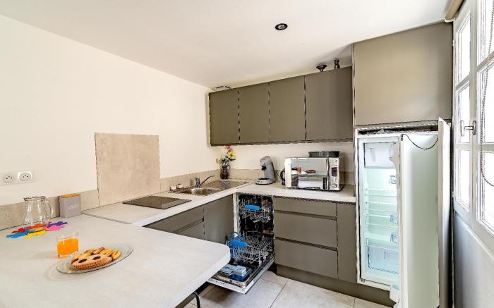 Apartment Historical Center Place Crillon L2
