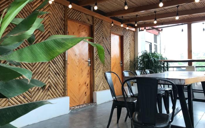 Downtown Duplex 2BR/Hot tub/Private Garden Terrace