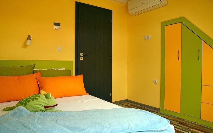 Shangri-La apartment