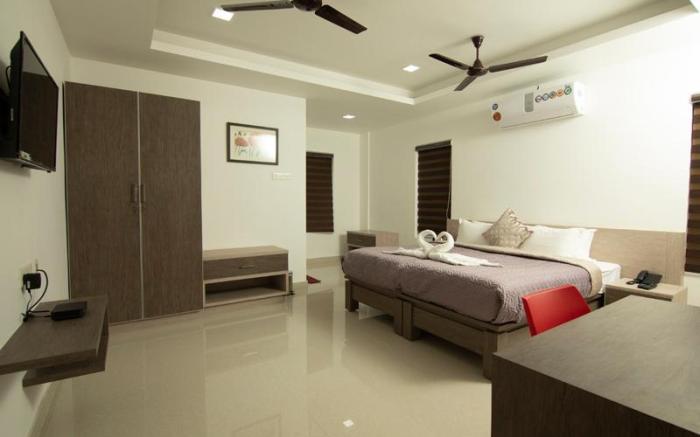 Chandra INN - Stay Smart