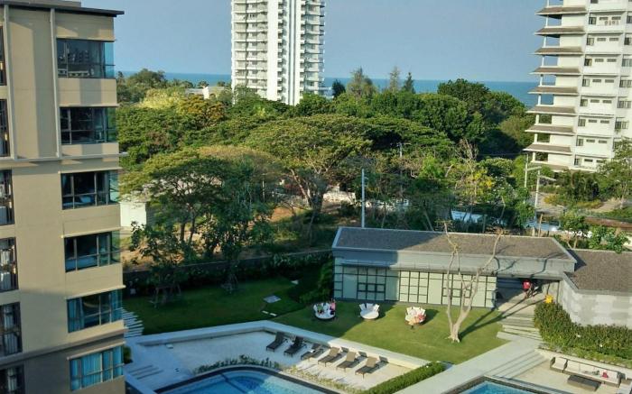 Rain Condo Sea View