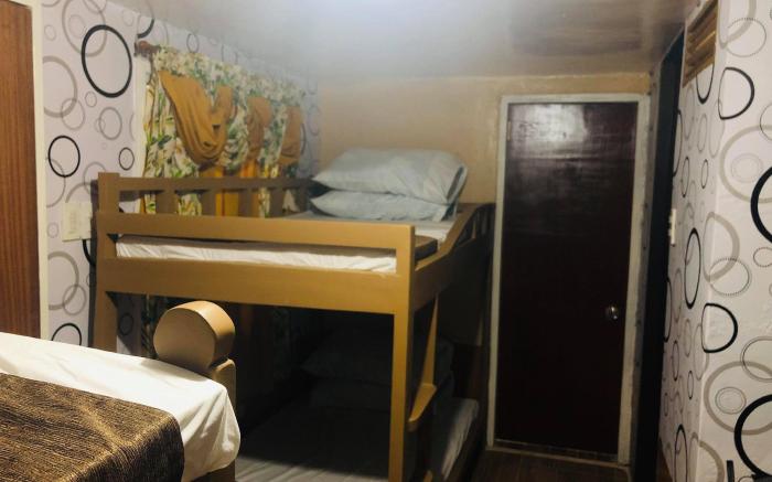 Seaview Beach Resort -Poolside Dormitory Room