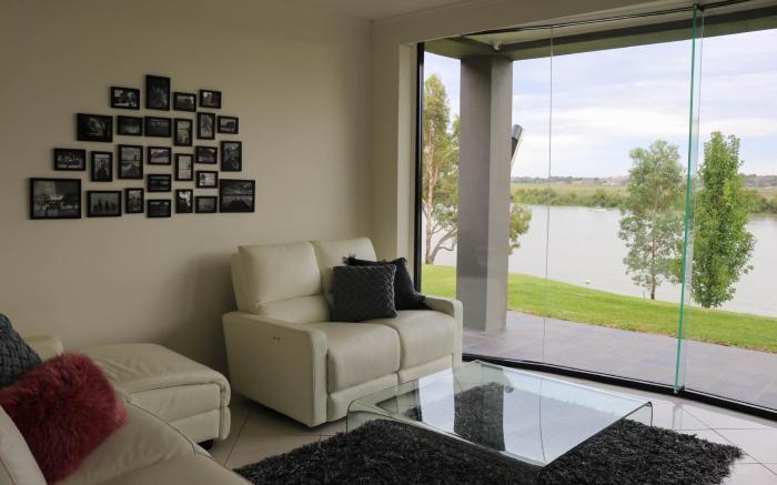 River Devine Murray Bridge Entire Home.