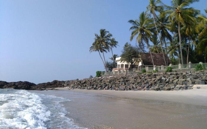 THE OUTRIGGER - Exclusive 2 BR Beachfront Villa