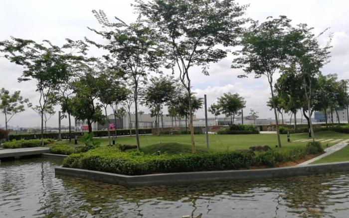 8@Trefoil Setia Alam@2pax 1min to Setia City Mall