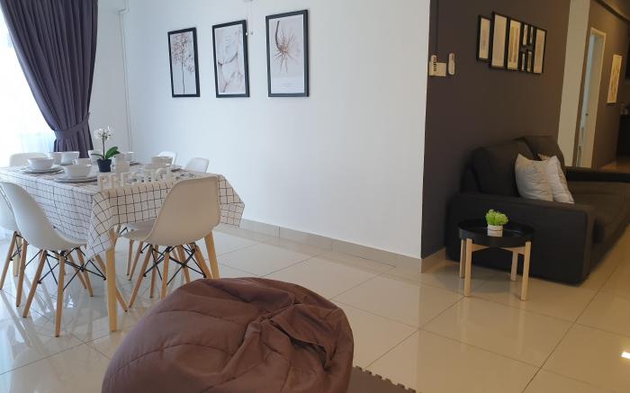 Prestige KBCC 22 (16-16) Luxury Homestay for 7 pax