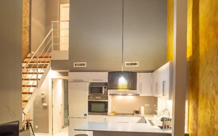 Modern Duplex with smart key perfect for families
