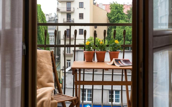 4bdr 2bth Vanilla 5 Apartment, 5min to Main Square