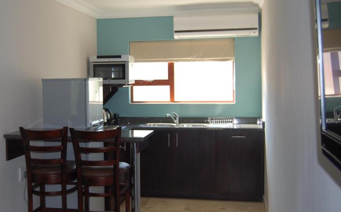 Sunninghill Guest Lodge 