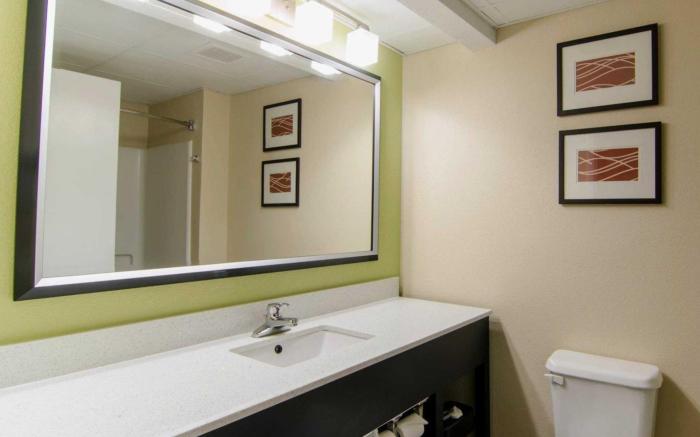 Clarion Pointe Apex – Holly Springs